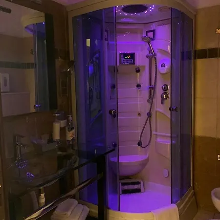 Actor Hotel Janov