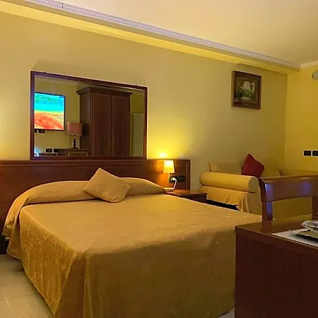 Hotel Actor