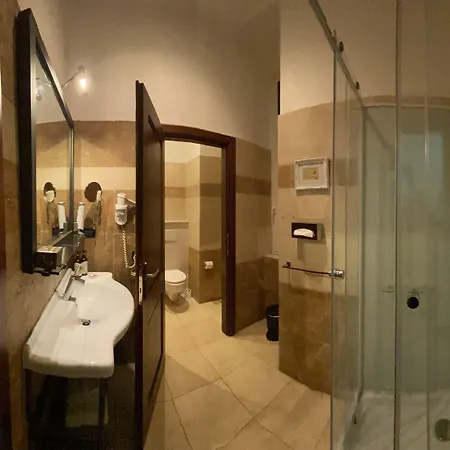 Actor Hotel