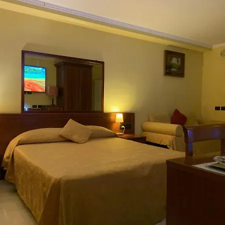 Hotel Actor 3*